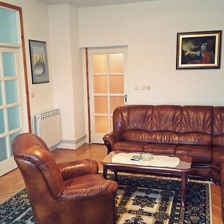 Апартаменты Apartman Milija Требинье Экстерьер фото